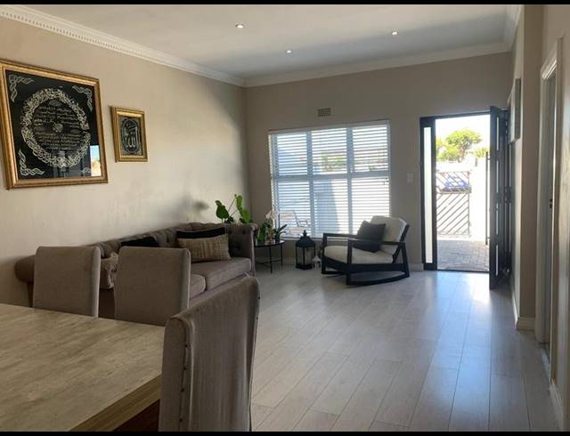 5 BEDROOM HOUSE FOR SALE IN ATHLONE